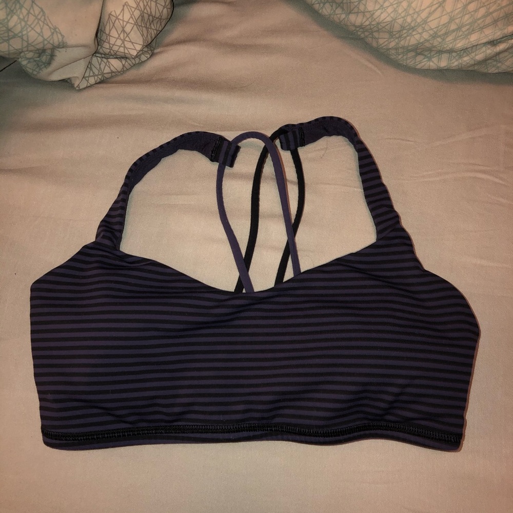 Lululemon Free to Be Bra